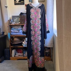 Beautiful unbranded beaded kaftan